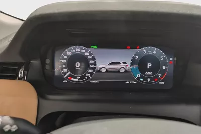 Land Rover Discovery Sport R Dynamic SE P250 2024 l Original Paint l AED 2,644 / Monthly-11