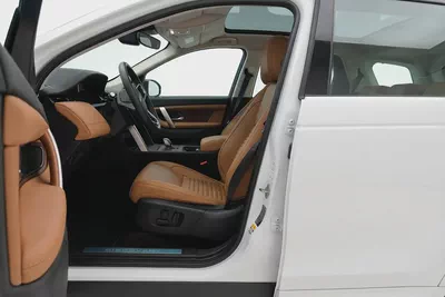 Land Rover Discovery Sport R Dynamic SE P250 2024 l Original Paint l AED 2,644 / Monthly-7