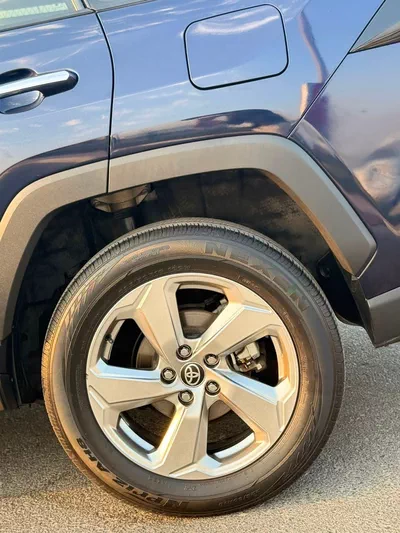Toyota RAV4 LTD HEV-19