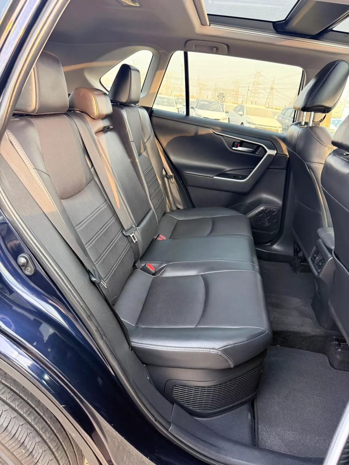 Toyota RAV4 LTD HEV-15-0