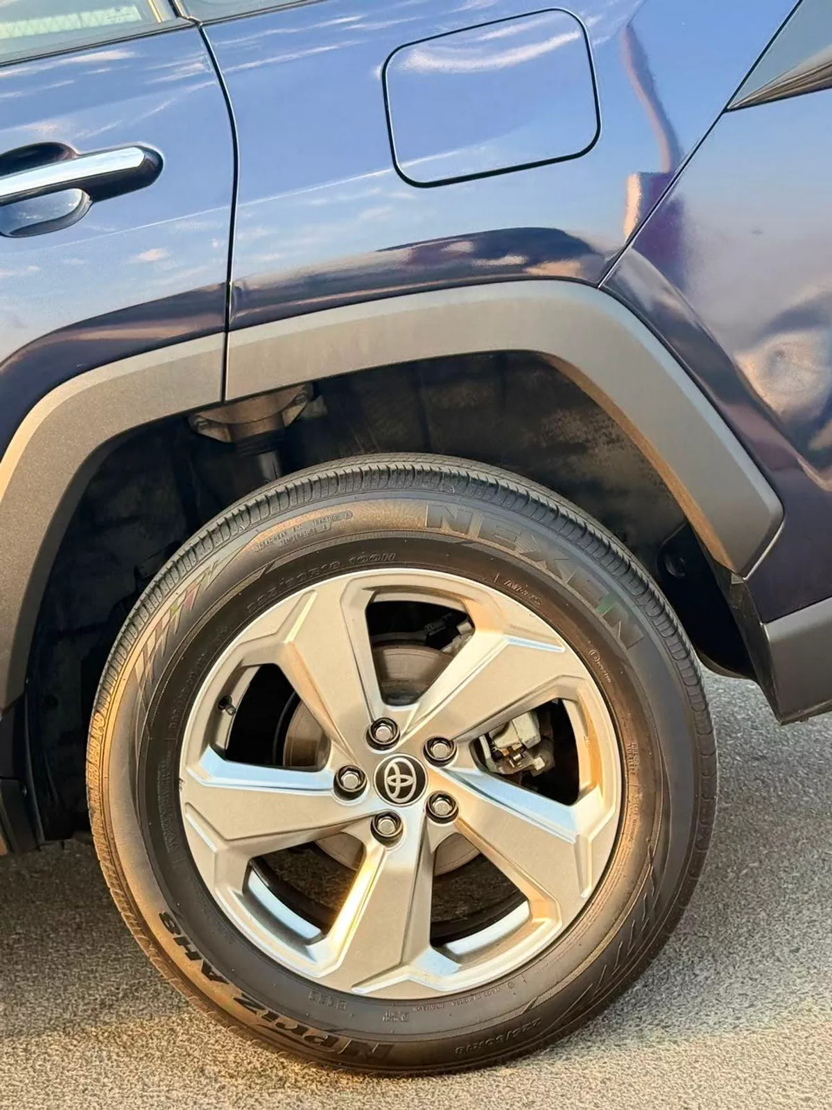 Toyota RAV4 LTD HEV-19-0