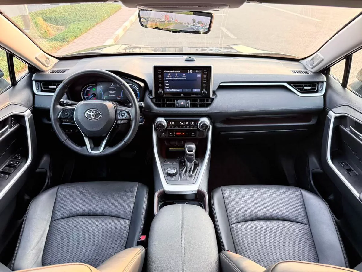 Toyota RAV4 LTD HEV-3-0
