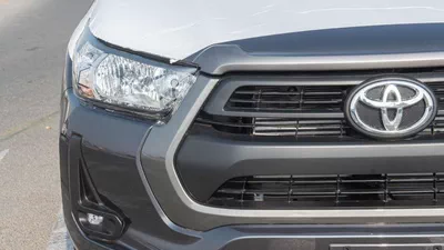 Toyota Hilux DLX TOYOTA HILUX 2.4L DIESEL AT MED OPTION 2024-13