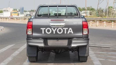 Toyota Hilux DLX TOYOTA HILUX 2.4L DIESEL AT MED OPTION 2024-2
