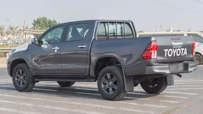 Toyota Hilux DLX TOYOTA HILUX 2.4L DIESEL AT MED OPTION 2024-3