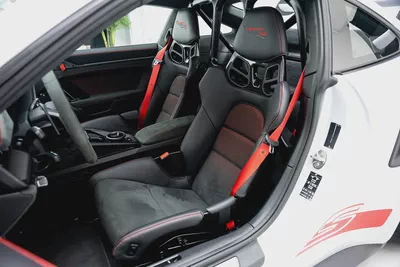 2024 PORSCHE 911 GT3 RS WEISSACH┃GCC┃5 YRS WARRANTY┃CARBON CERAMIC BRAKES┃SUSPENSION LIFTER┃ HIGH SP-10