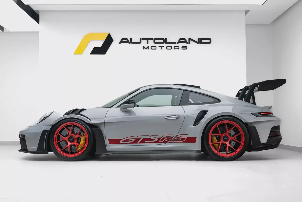 2024 PORSCHE 911 GT3 RS WEISSACH┃GCC┃5 YRS WARRANTY┃CARBON CERAMIC BRAKES┃SUSPENSION LIFTER┃ HIGH SP-1-1