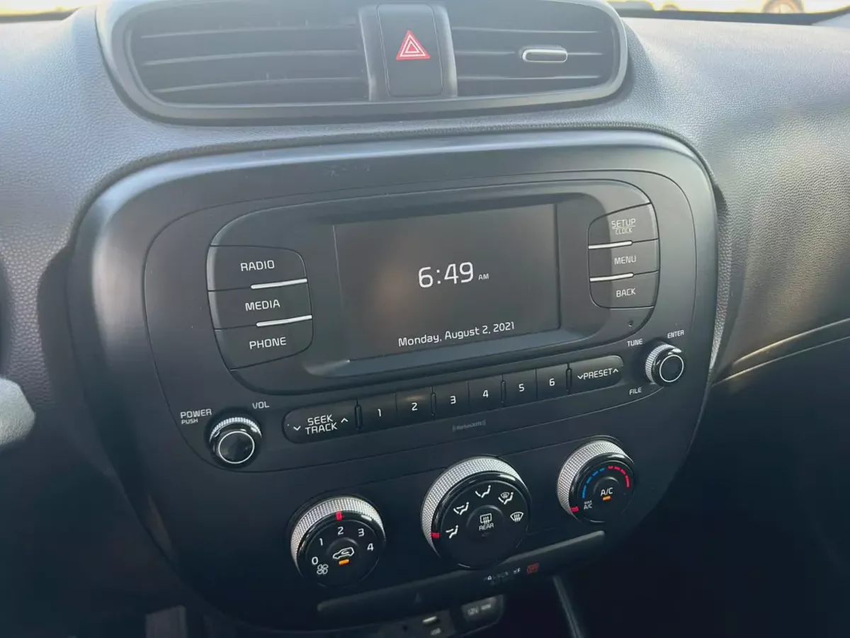2018 Kia Soul S - American Specs - Excellent Condition-14-14