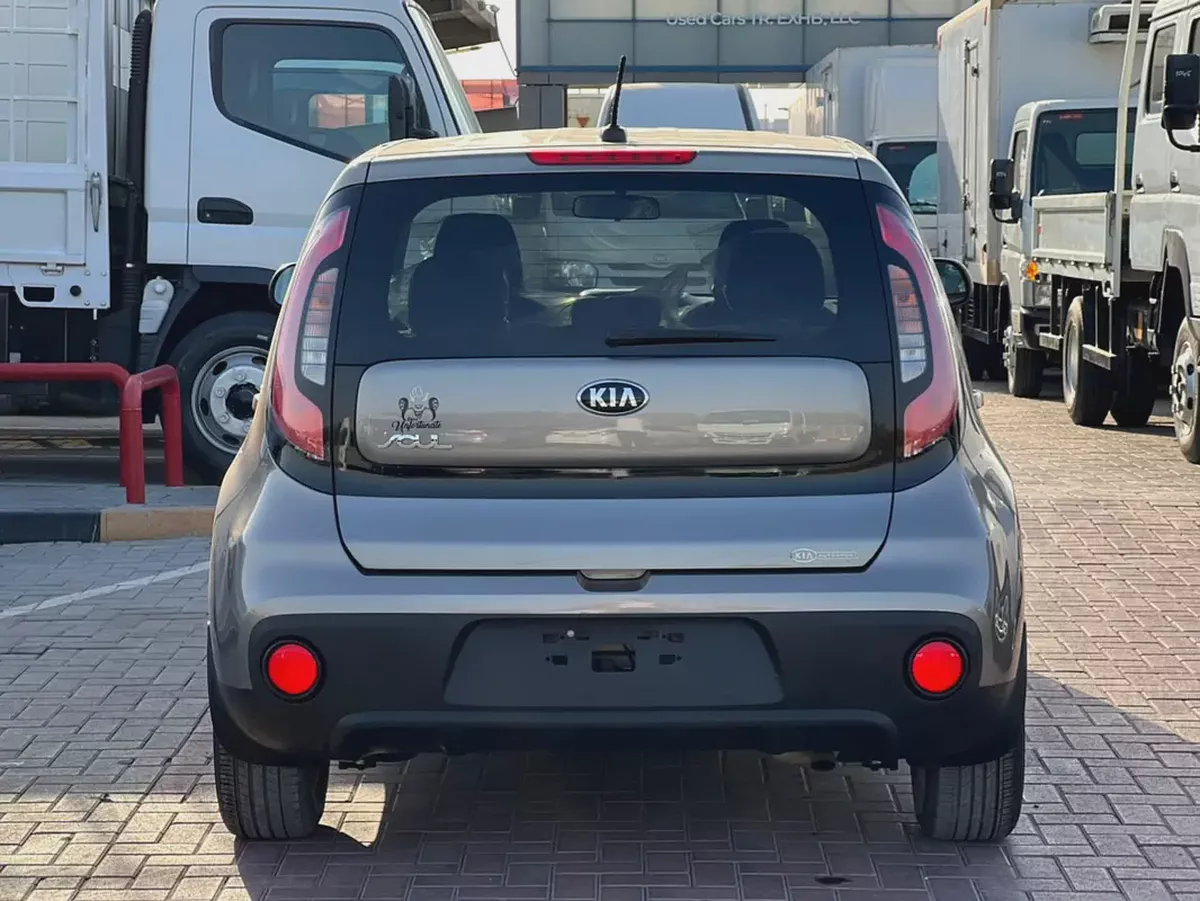2018 Kia Soul S - American Specs - Excellent Condition-4-4
