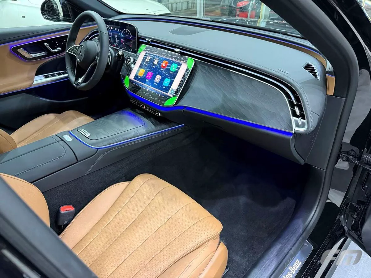 Mercedes Benz E200 STANDARD-11-0
