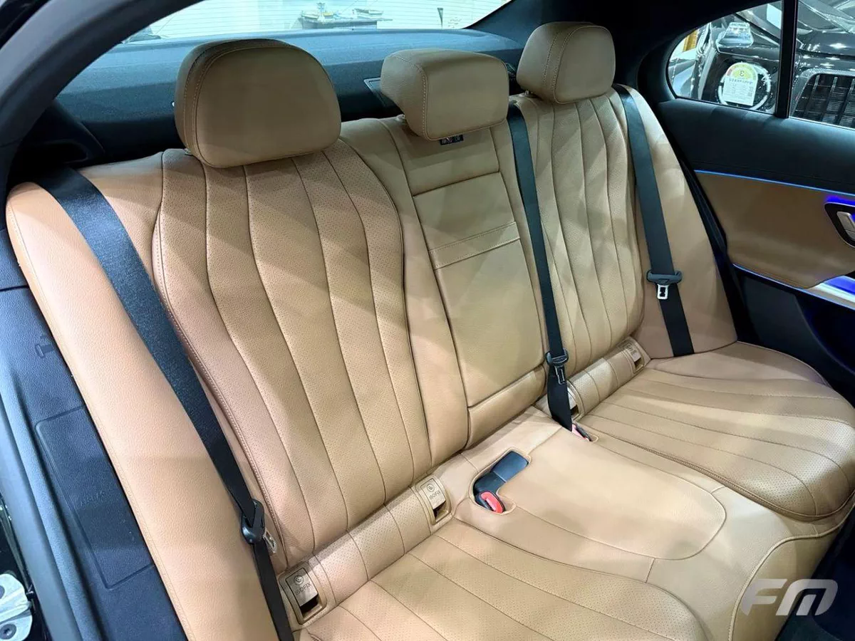 Mercedes Benz E200 STANDARD-15-0