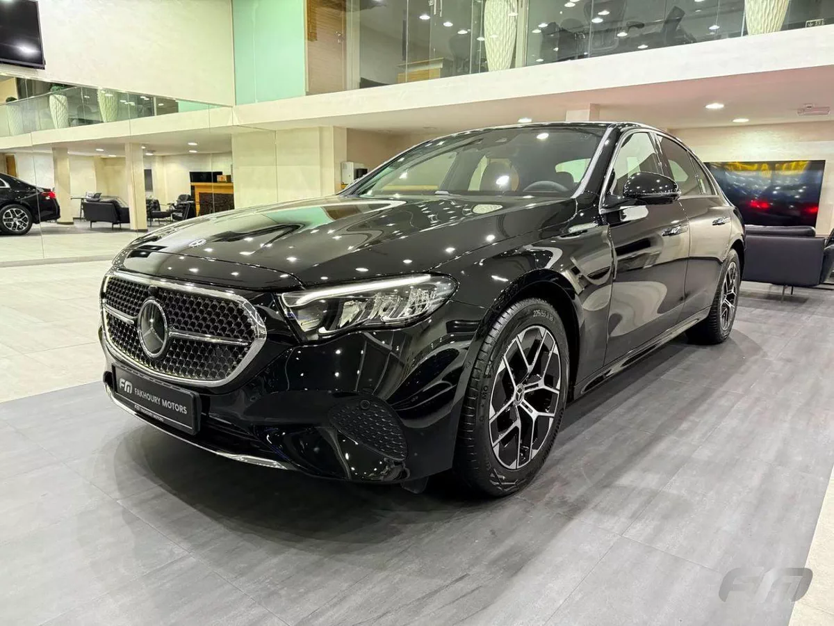 Mercedes Benz E200 STANDARD-2-0
