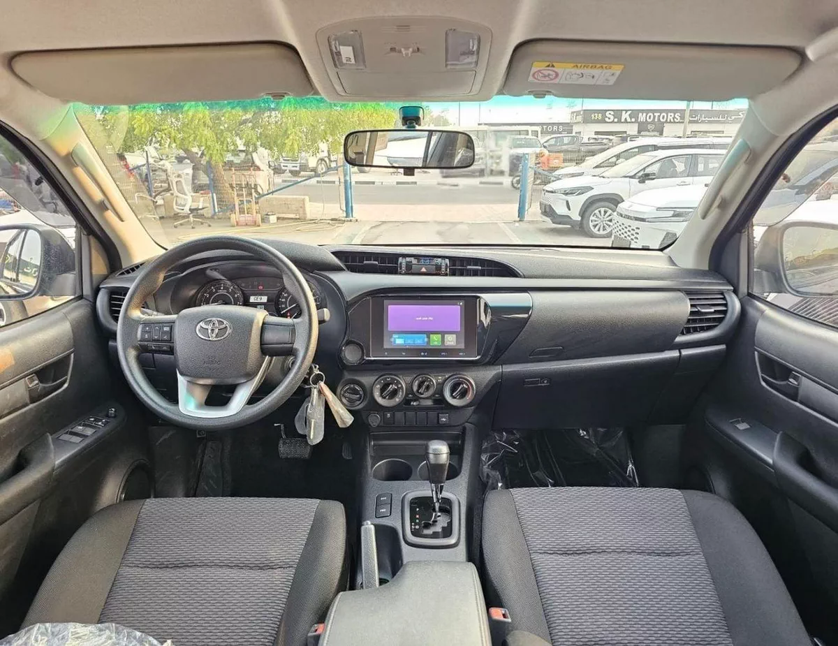 Toyota Hilux NARROW BODY DOUBLE CABIN NARROW BODY BASIC || DOUBLE CABIN / 2.7L PETROL V4 A/T / BED LINER | WINDOW VISOR | REAL CHROME BUMP-15-0
