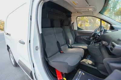 Peugeot Partner | Delivery Van | GCC Specs | Ref#P06271-8