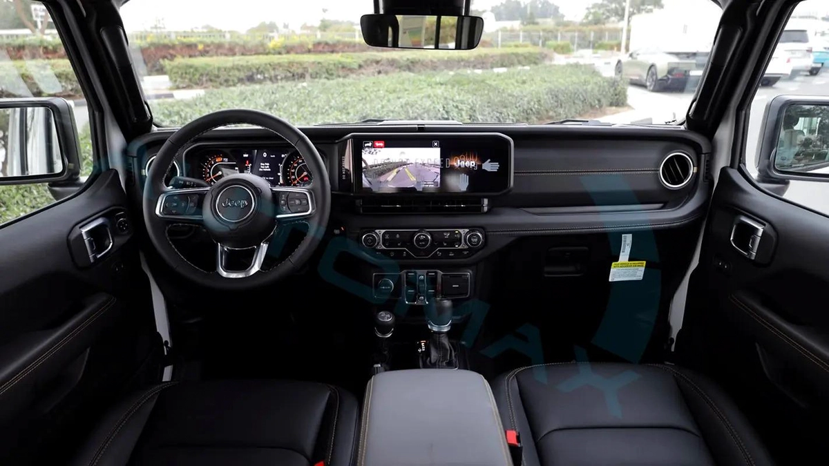 2025 JEEP WRANGLER UNLIMITED SAHARA I4 2.0T 4X4 GCC With 3 Years Or 60K km Warranty-18-18