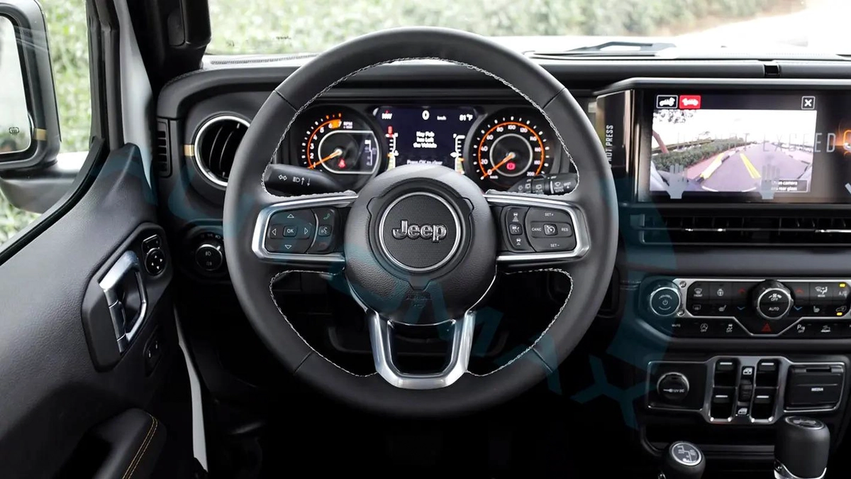 2025 JEEP WRANGLER UNLIMITED SAHARA I4 2.0T 4X4 GCC With 3 Years Or 60K km Warranty-12-12