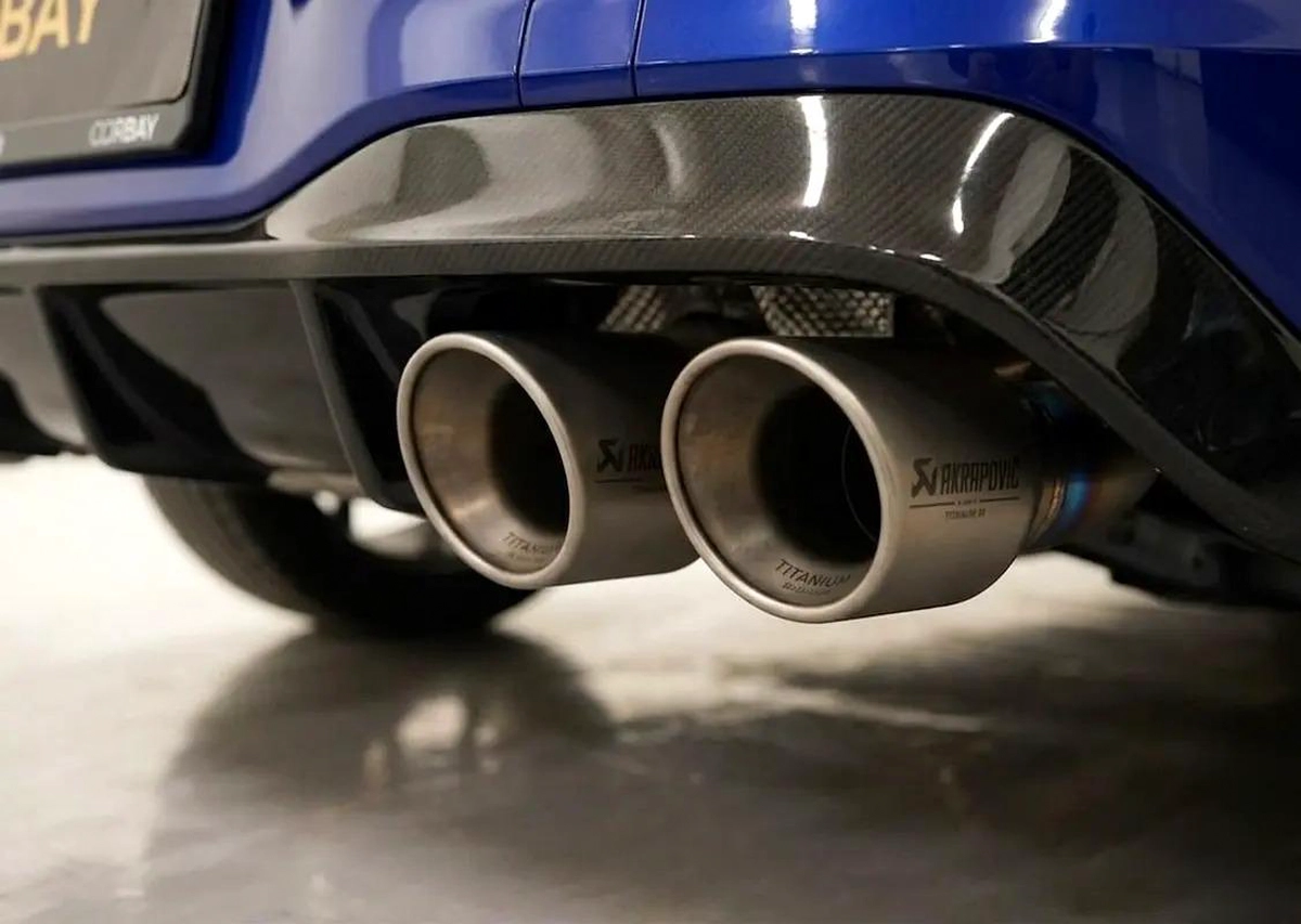 AED 2334 PM | VW GOLF R 2023 | UNDER 5 YEAR AGENCY SERVICE PACKAGE | 1 YEAR WARRANTY | GCC-1-1