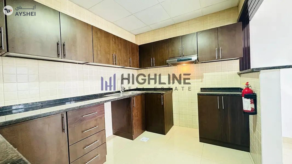 Bright & Spacious | Semi Close Kitchen | Good Price-4-4