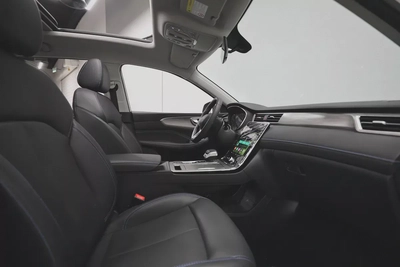 Roewe RX5-6