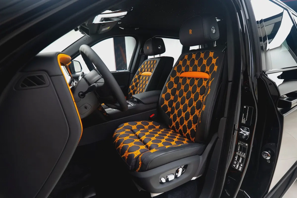 2026 ROLLS ROYCE CULLINAN | BALCK BADGE | GCC | DEALER WARRANTY  SERVICE-10-10