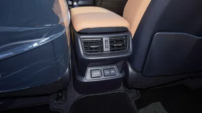 Lexus ES300h PLATINUM 2.5L Hybrid-9
