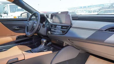 Lexus ES300h PLATINUM 2.5L Hybrid-11