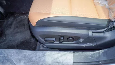 Lexus ES300h PLATINUM 2.5L Hybrid-8