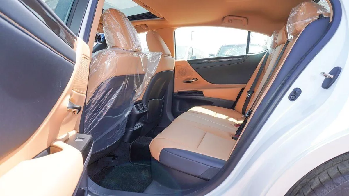 Lexus ES300h PLATINUM 2.5L Hybrid-13-0