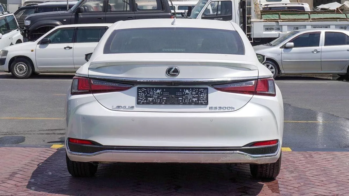 Lexus ES300h PLATINUM 2.5L Hybrid-15-0