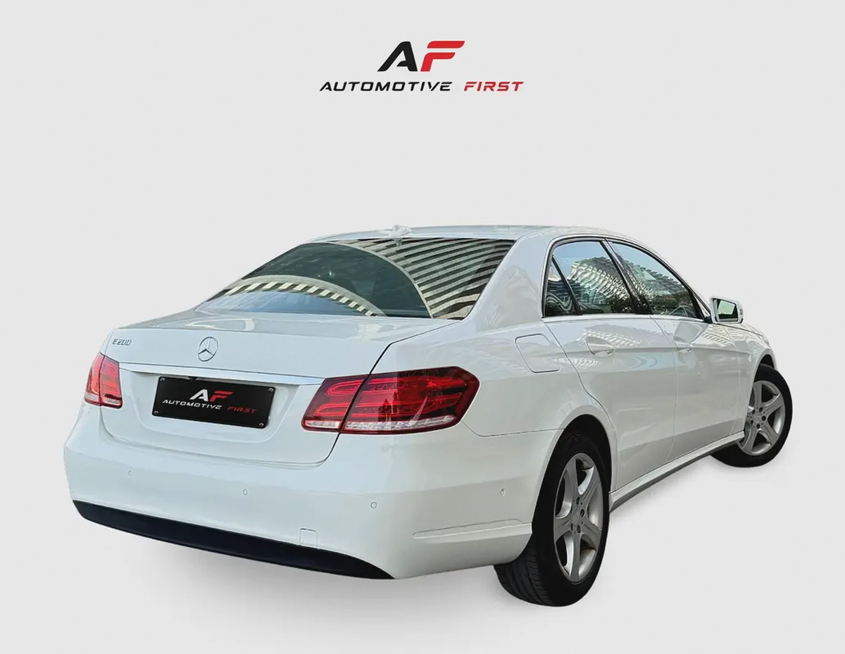 2014 Mercedes-Benz E200
