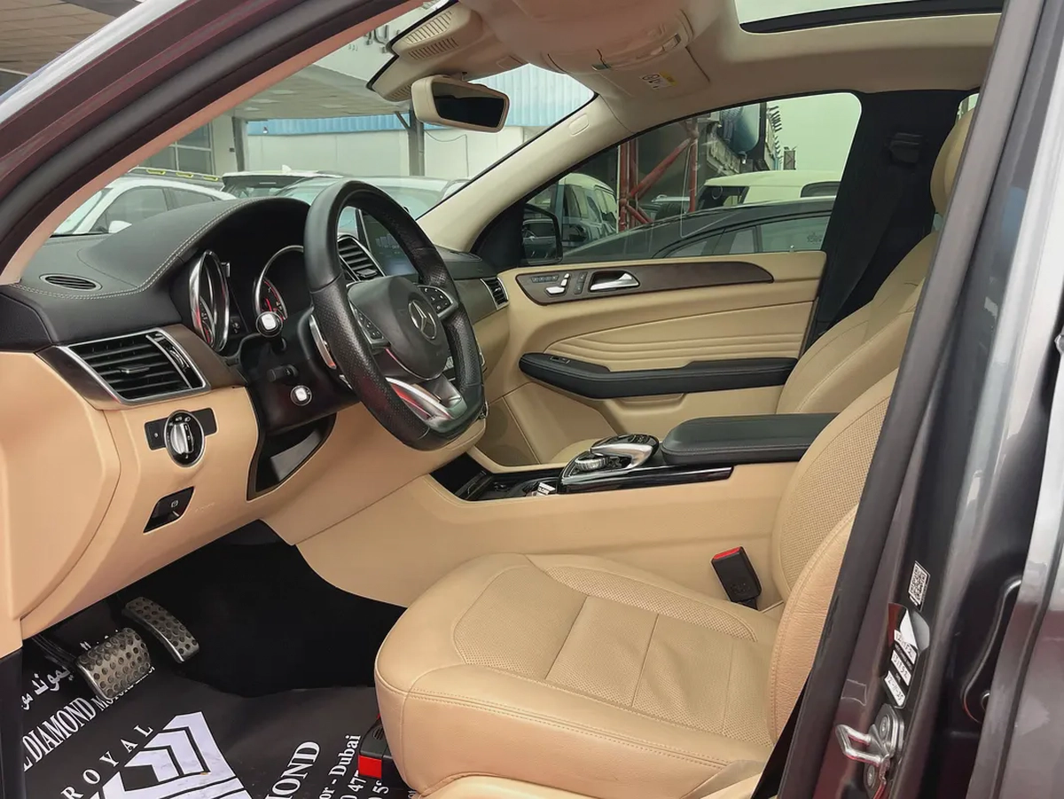 GCC Specs Mercedes-Benz GLE 43 AMG Coupe 2018 - Excellent Condition-10-10