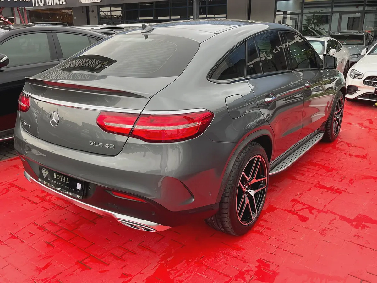 GCC Specs Mercedes-Benz GLE 43 AMG Coupe 2018 - Excellent Condition-5-5