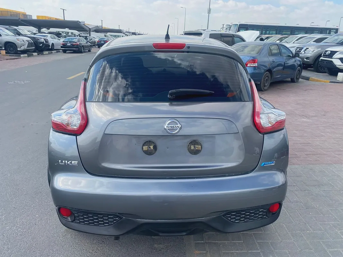 Nissan juke 2015 fullopshin gary color GCC calen car-3-3