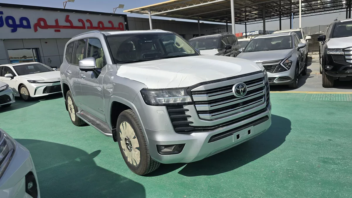 TOYOTA LAND CRUISER LC300 VXR 3.5L PETROL 2026-2-2