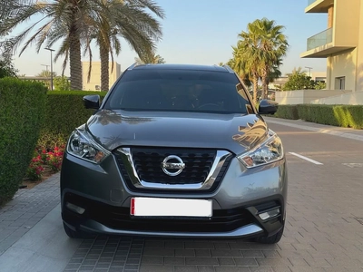 2020 Nissan Kicks SL //Very Low Mileage//Full agency Maintained// No Accident-1