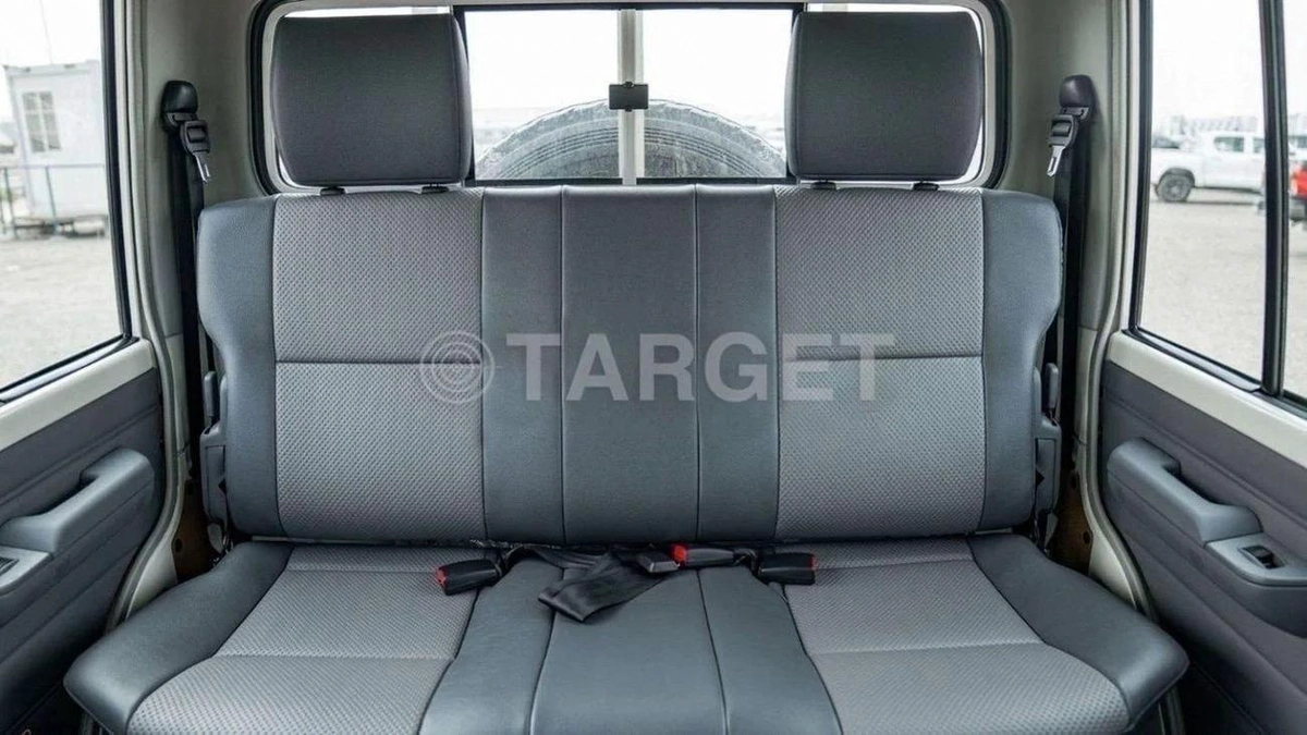 Toyota Land Cruiser Pick Up 79 4.2L 4X4 MY2025 diesel-9-9