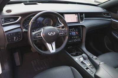 INFINITI  QX55-2022-101000KM-GCC SPECS-EXCELLENT CONDITION-9