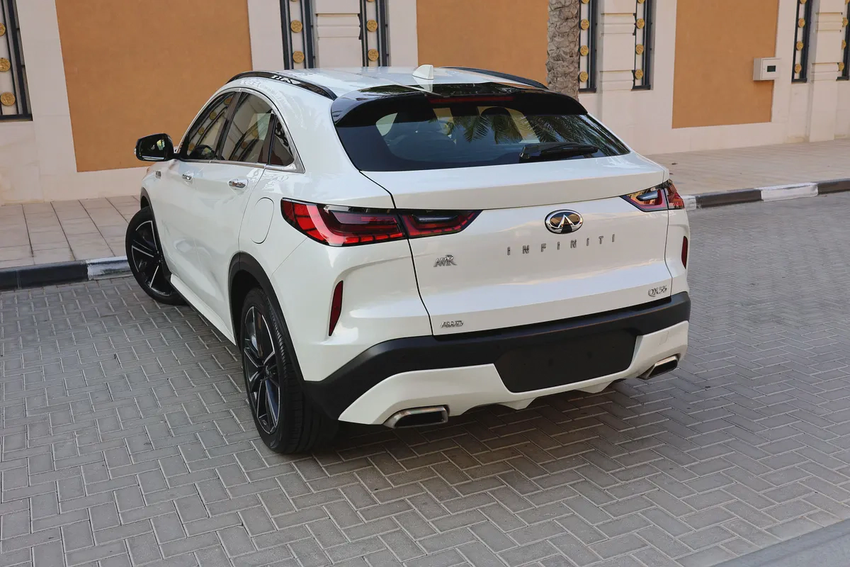 INFINITI  QX55-2022-101000KM-GCC SPECS-EXCELLENT CONDITION-2-2