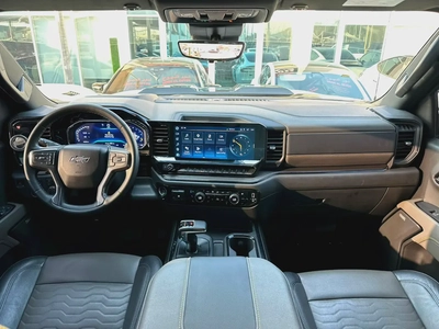 2023 Chevrolet Silverado 1500 ZR2 GCC Specs - Excellent Condition-7
