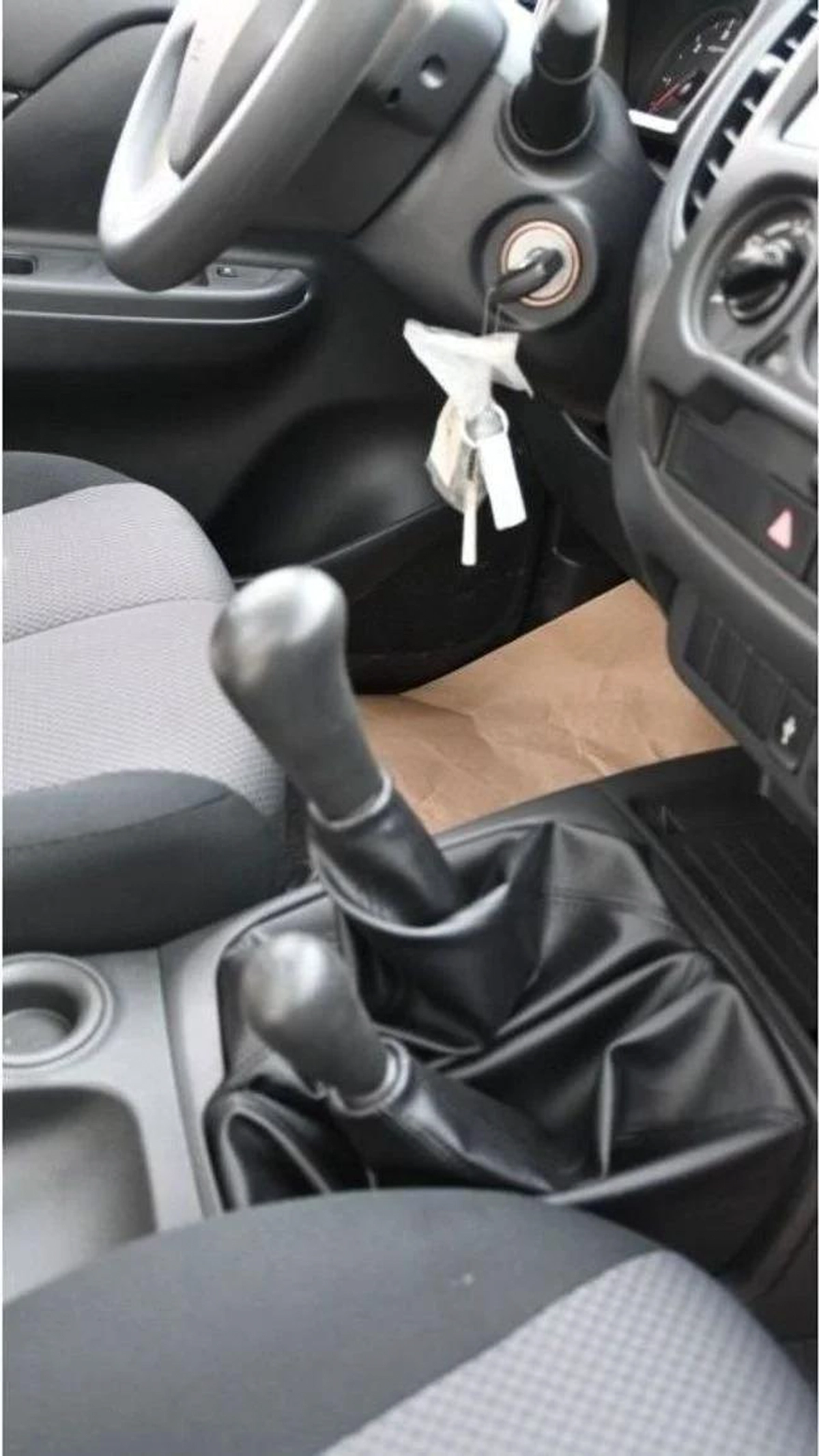 Mitsubishi L200 2.5L Turbo SC 4WD Manual ABS-1-1