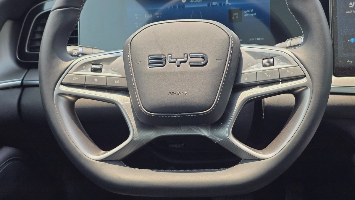 BYD Sealion 7 Performance EV (White)-11-11