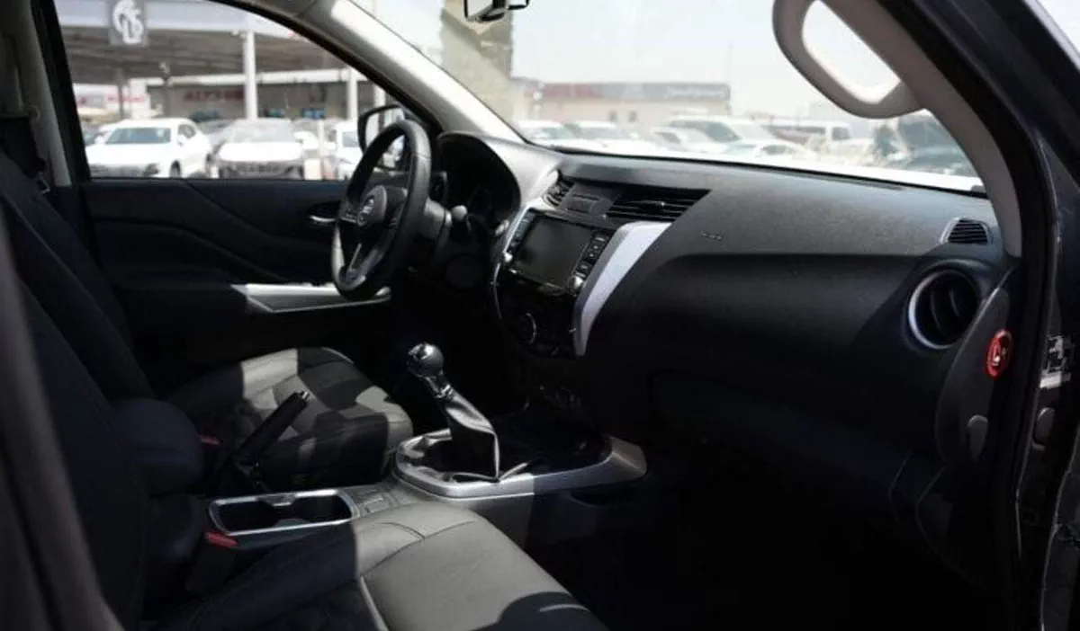 Nissan Navara NAVARA GLX-15-0