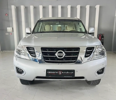 NISSAN PATROL SE 2017 V6-1