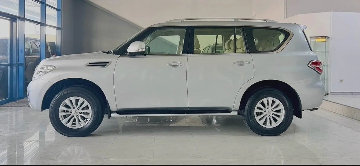 NISSAN PATROL SE 2017 V6-5-5