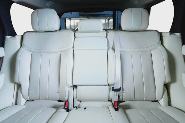 Range Rover Vogue HSE P530-GCC-Agency FSH-Land Rover Warranty and Service Contract