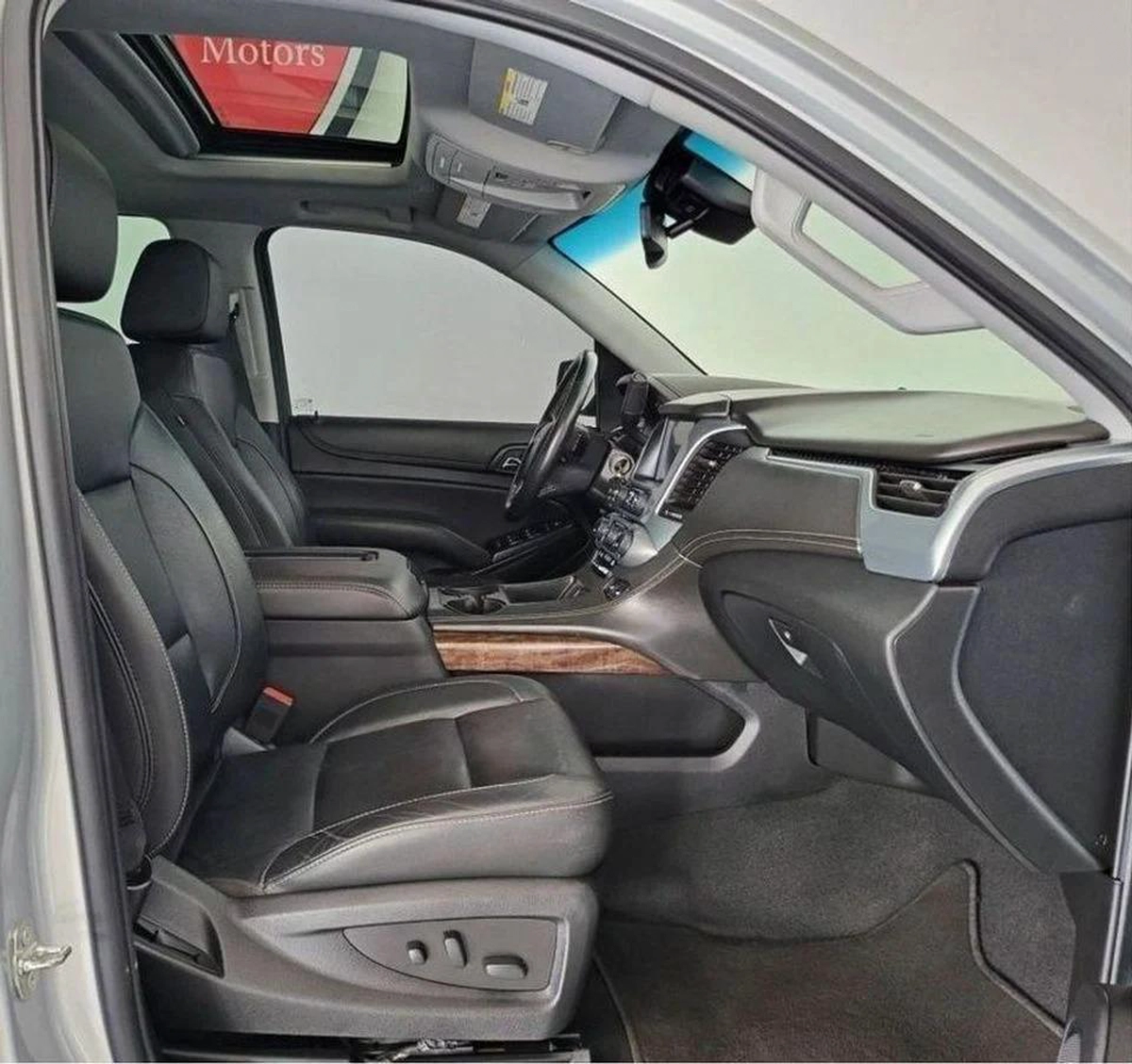 Chevrolet Suburban LT SR/NAV/DVD/COOL BOX LT SUNROOF 8CYL- 5.3L USA SPECIFICATION-ORIGINAL PAINT