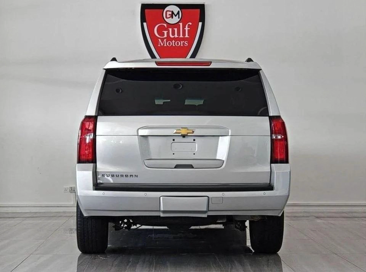 Chevrolet Suburban LT SR/NAV/DVD/COOL BOX LT SUNROOF 8CYL- 5.3L USA SPECIFICATION-ORIGINAL PAINT