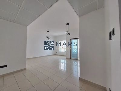 Best renovated 2bhk Smart Apartment Free Gym Pool-11