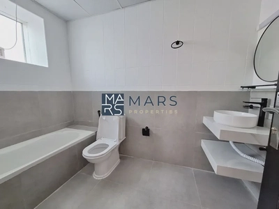 Best renovated 2bhk Smart Apartment Free Gym Pool-12