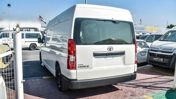 Toyota Hiace High Roof Van 3.5L
